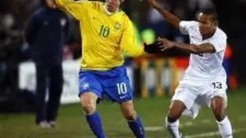 中超三强齐陷低谷！亚冠征程仅2胜且客场未尝胜绩，专家怒批：足球梦该醒了！