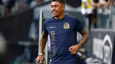 根伟惊变！顶级左翼铁闸拒续约，豪门争抢战一触即发！